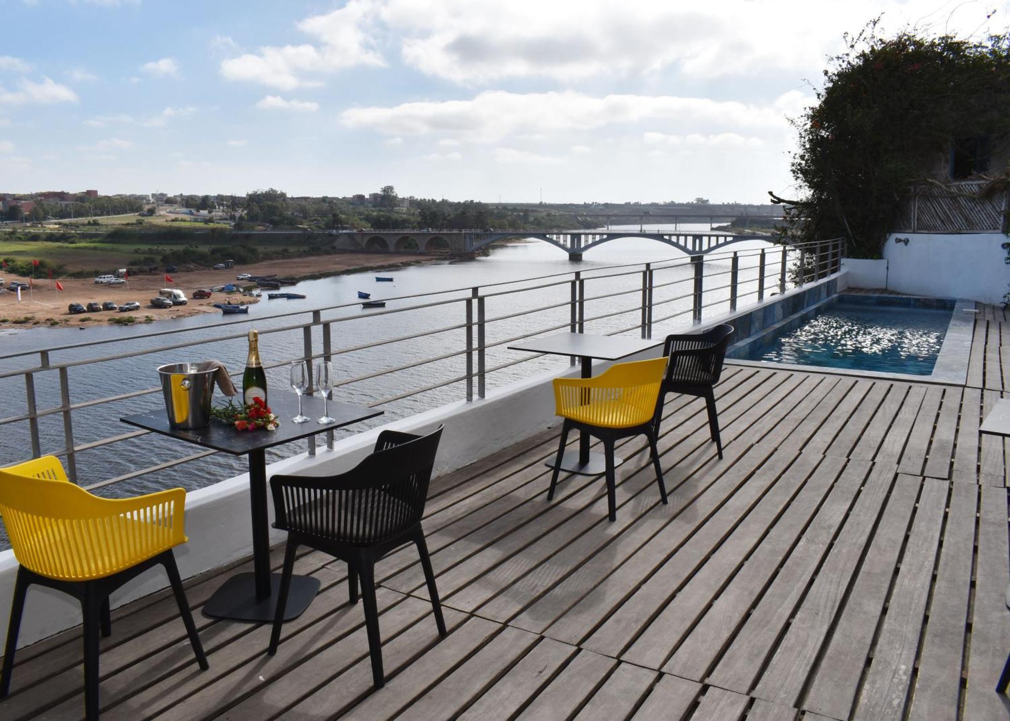 L'Oum Errebia Hotel Azemmour Bagian luar foto